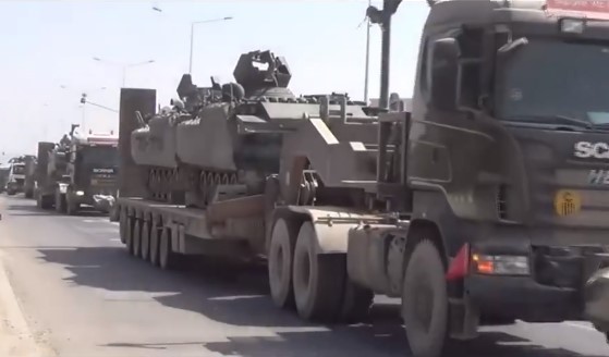 Breaking: Turkey move military reinforcements to the Greece border