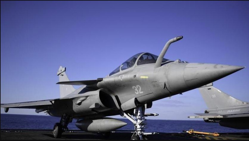 Greece is strengthening its army with 18 Rafale fighters and 4 frigates from France