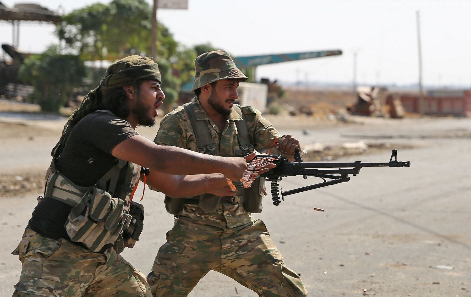 Clashes between the Turkish-backed militants in northern syria